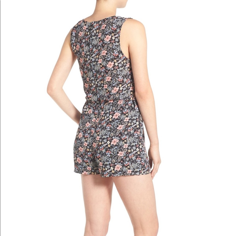 Mimi Chica Nordstrom Floral Romper - Picture 2 of 2
